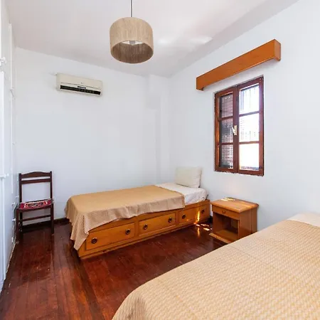 Chic W Fireplace Bbq 5 Min To Apartment *