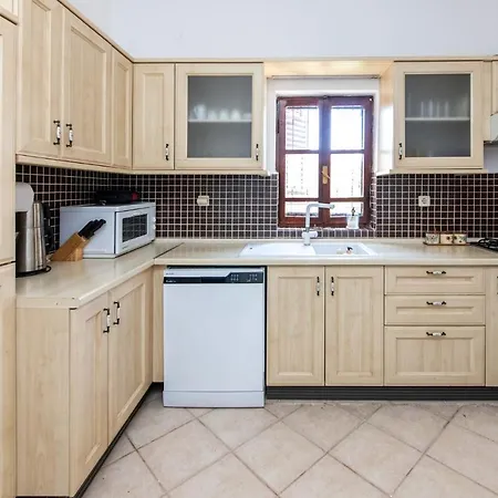 Chic W Fireplace Bbq 5 Min To Apartment Bodrum
